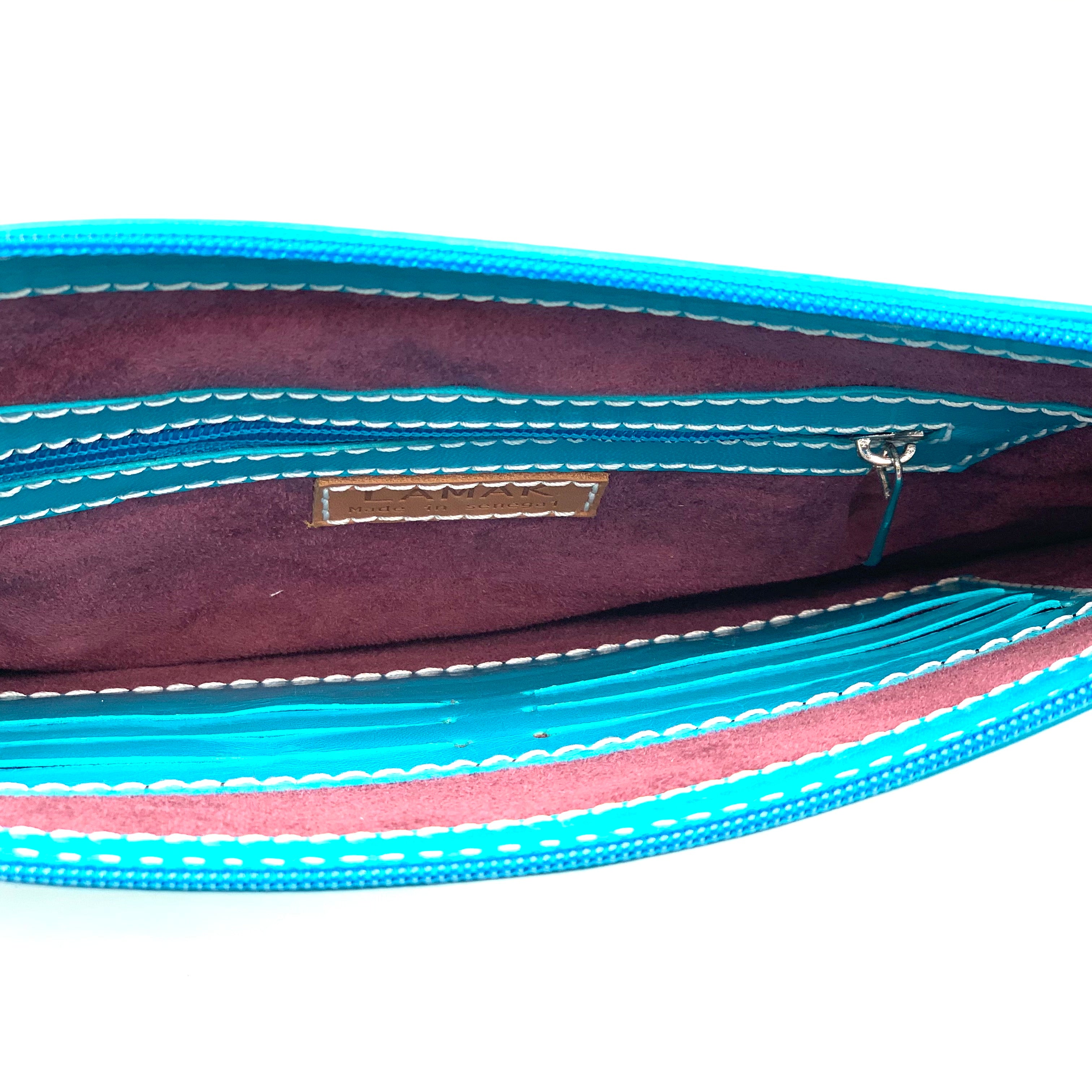 Kora clutch turquoise blue