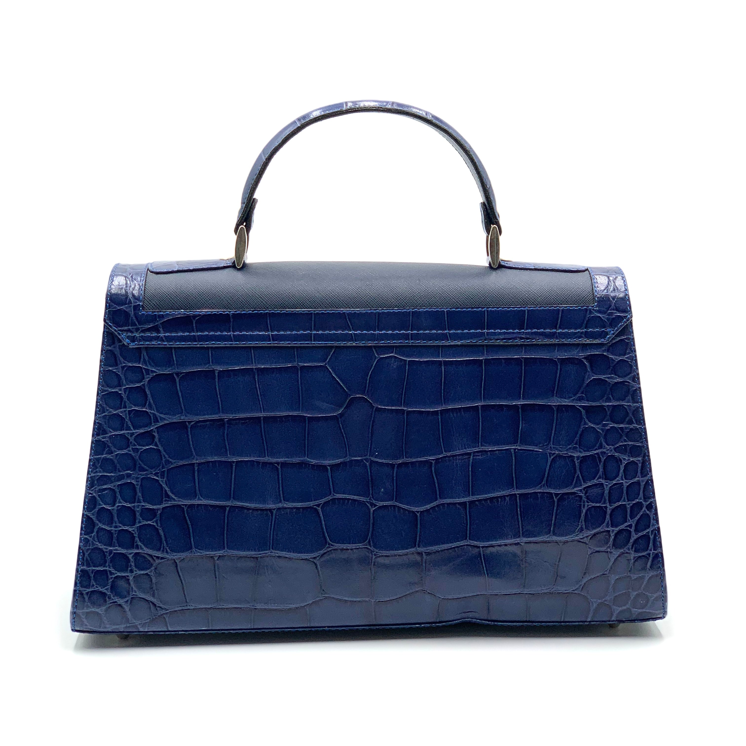 Aline Blue